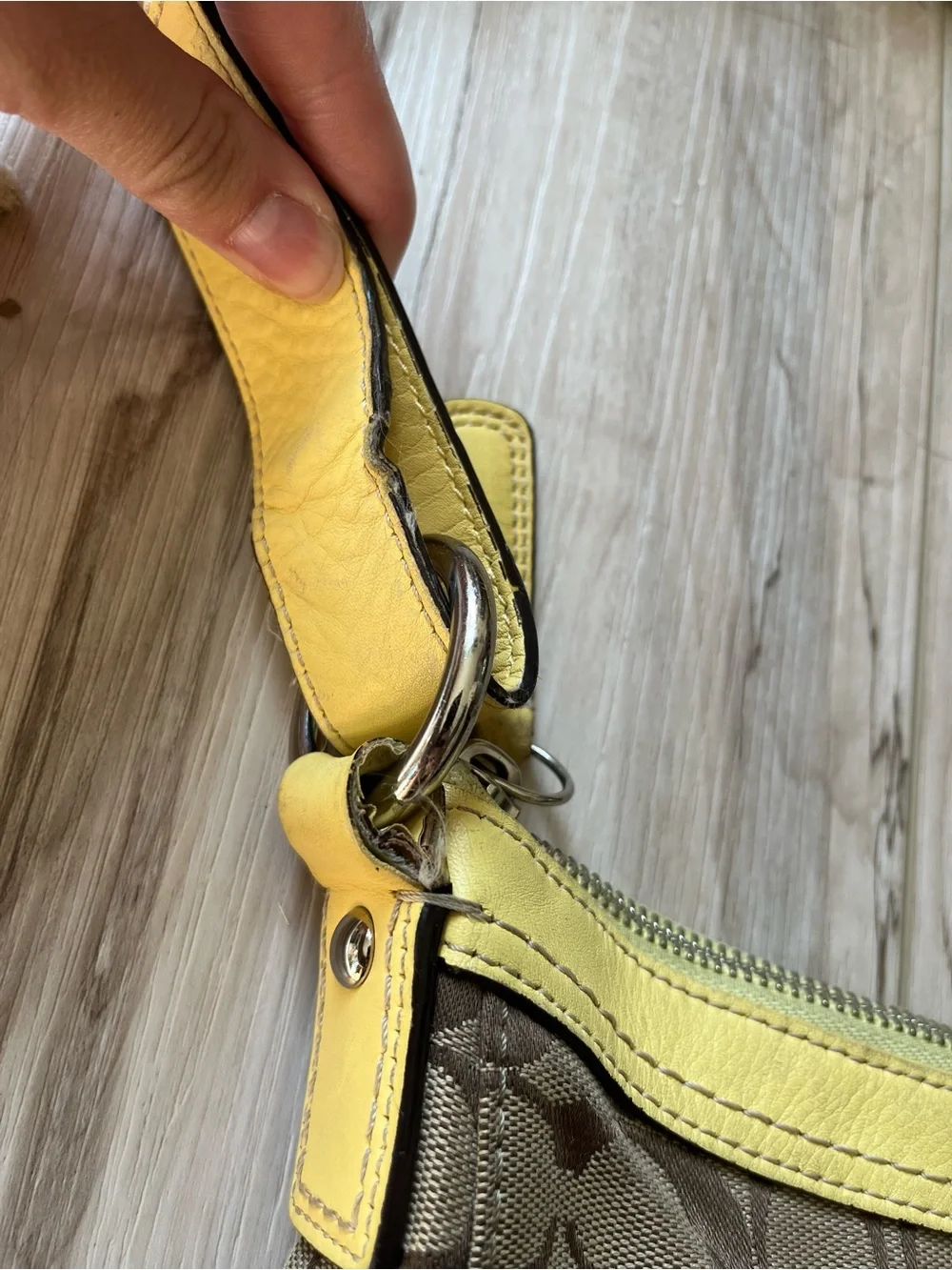 Y2K yellow coach bag